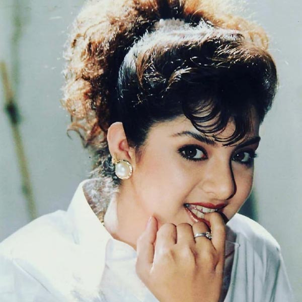 Divya Bharti Free Sex - Divya Bharti | Some films that Divya Bharti could not end because of death  and someone else has completed it dgtl - Anandabazar