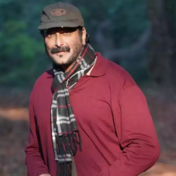 Bollywood actor Milind Gunaji 