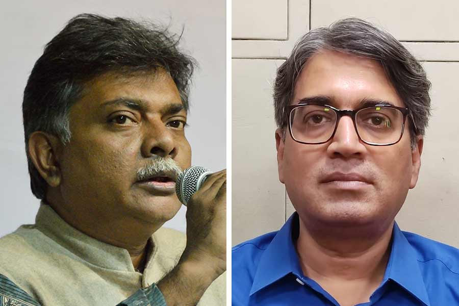 image of Aveek Majumdar and Udayan Bandyopadhyay