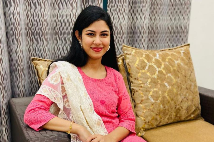 অনন্যার ‘অ্যাকাডেমিক স্কোর’ ছিল ঈর্ষণীয়। দশম এবং দ্বাদশের পরীক্ষায় নিজের জেলার শীর্ষ স্থানাধিকারীদের একজন ছিলেন তিনি। আইসিএসইতে (২০১৩) ৯৬ শতাংশ নম্বর পেয়েছিলেন। আইএসসি (২০১৫)-তে পেয়েছিলেন ৯৮.২৫ শতাংশ।