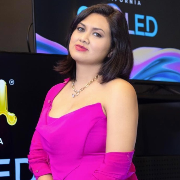 এটি মূলত একটি আধুনিক টেলিভিশন প্রস্তুতকারী সংস্থা। ইতমধ্যেই গোটা দুনিয়ায় ৩০ লক্ষ টিভি বিক্রি করে ফেলেছে তারা। ভারতেরও বৃহত্তম টিভি প্রস্তুতকারী সংস্থাগুলির মধ্যে এটি অন্যতম। বিদেশে যে সমস্ত ভারতীয় সংস্থা টিভি বিক্রি করে, তাদের মধ্যে সবচেয়ে বেশি বিক্রি তাদেরই।