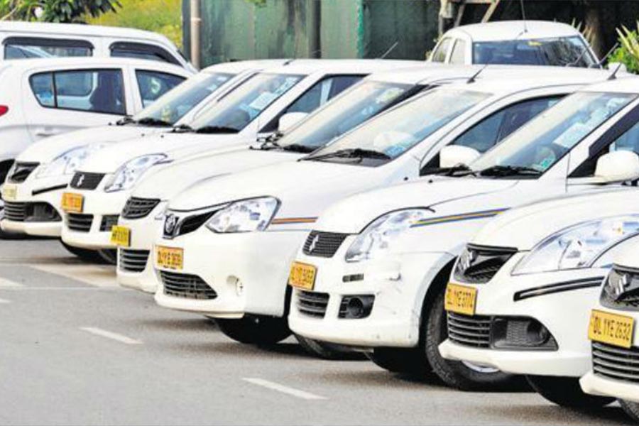 West Bengal Government wants to start app cab service but there is a dilemma among taxi unions