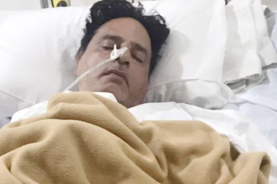 Bollywood actor Rahul Roy emerges stronger after stoke with his comeback film walk 