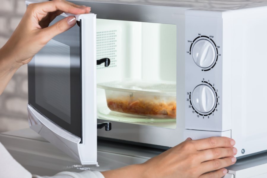 image of a microwave 