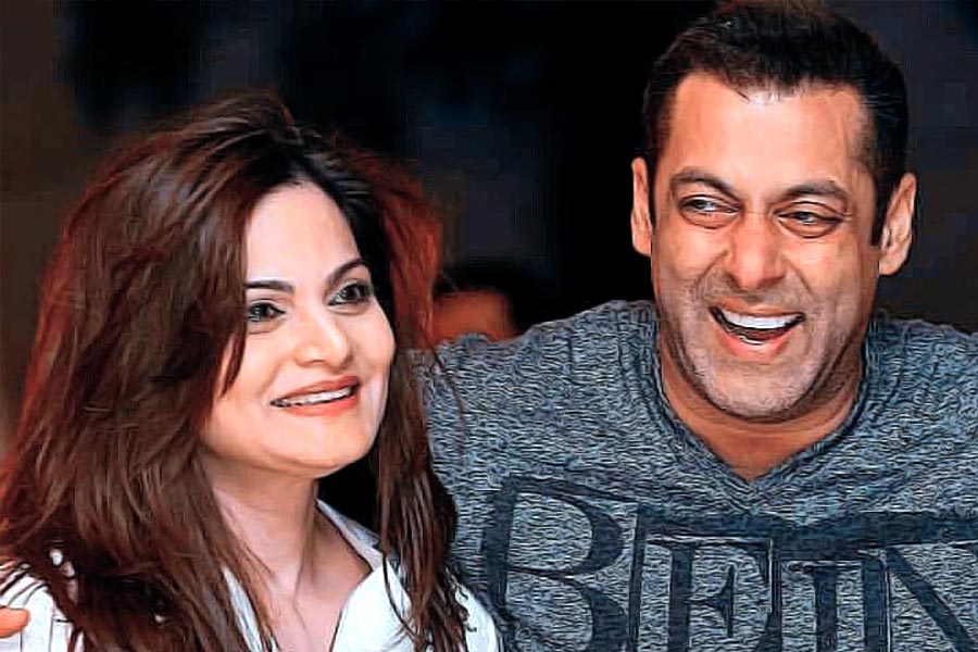image of Salman Khan and his sister