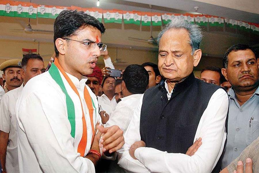 After public protest, Sachin Pilot in Delhi today may meet with Congress leadership 