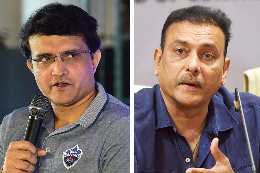 Picture of Sourav Ganguly and Ravi Shastri