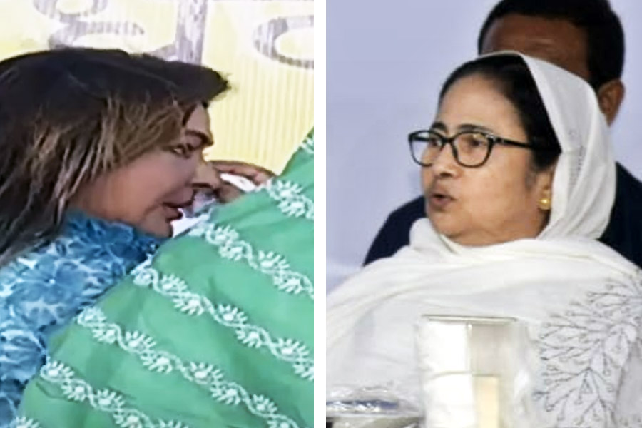TMC MLA Nayna Bandyopadhyay craying after talking with Chief Minister Mamata Banerjee