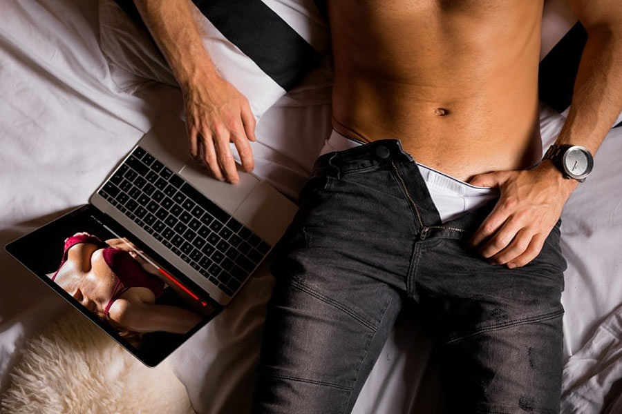 Porn sites are witnessing flood of searches for a special body part.