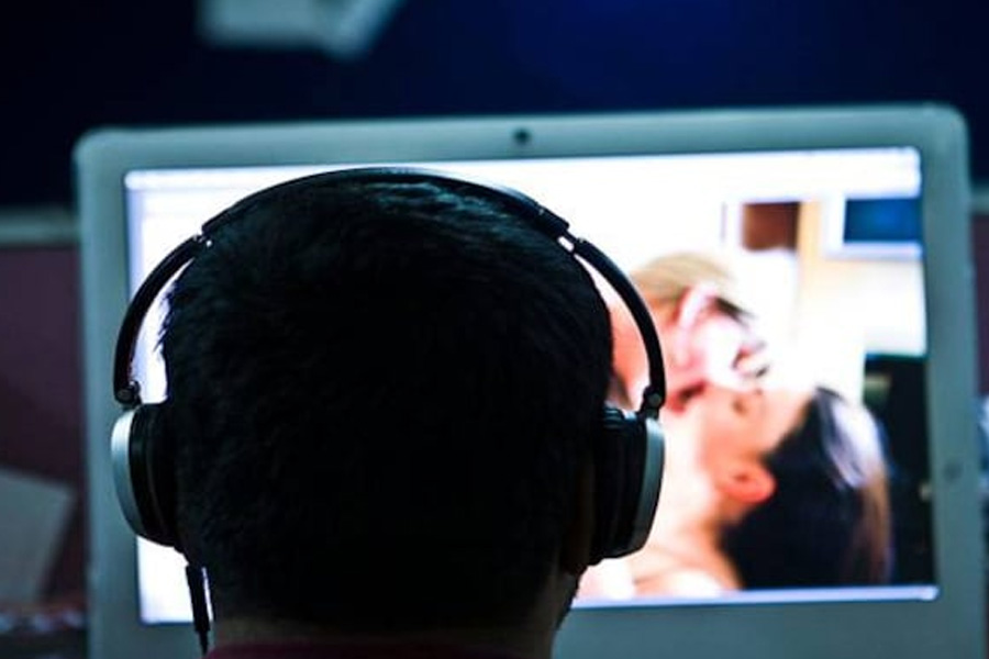 Porn sites are witnessing flood of searches for a special body part.