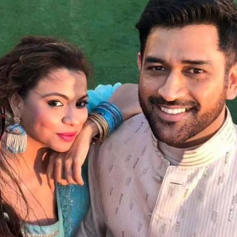 Mahendra Singh Dhoni with Preeti Simoes