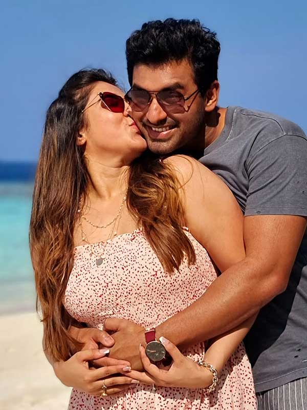 Ankush Hazra and Oindrila Sen