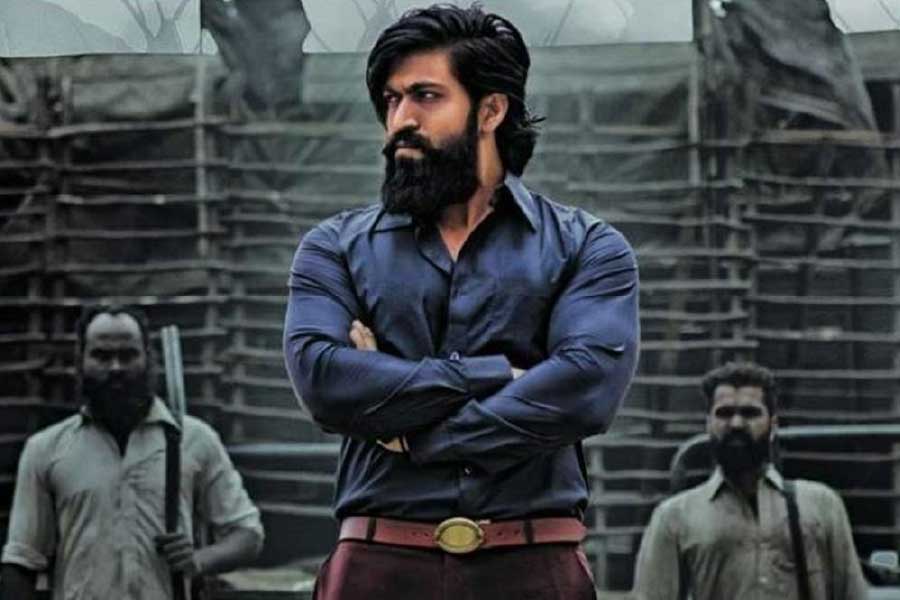 Yash\'s KGF Chapter 3 CONFIRMED on 1 Year Of KGF 2