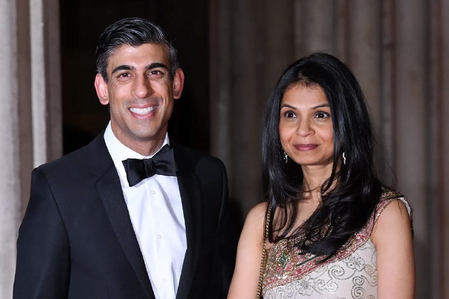 photo of Rishi Sunak and Akshata Murty