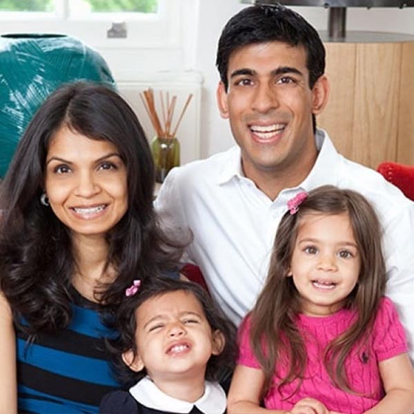 photo of Rishi Sunak and Akshata Murty