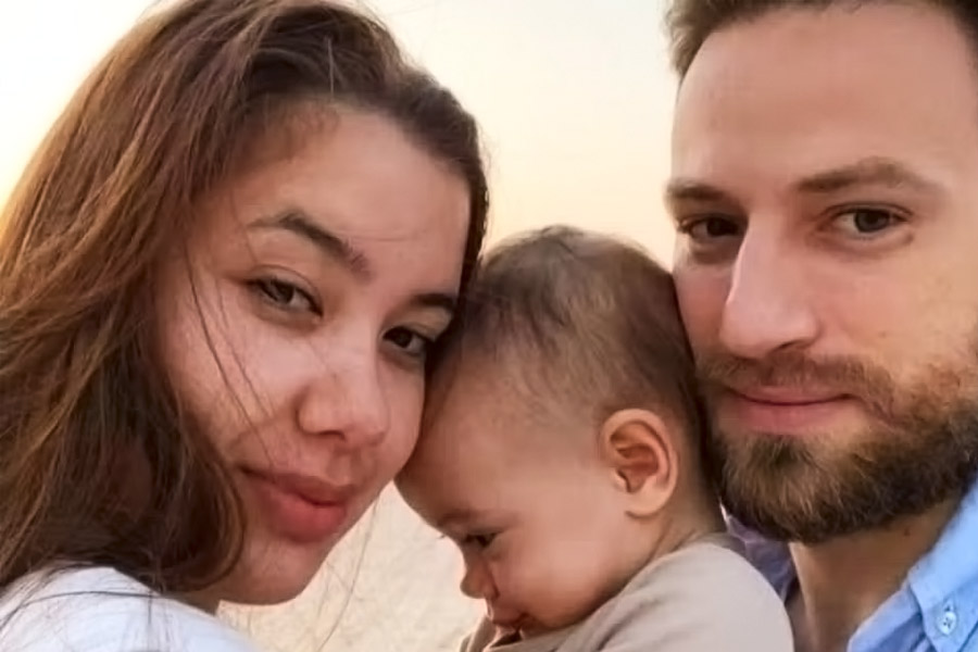 photo of the Greece Pilot who killed his wife 