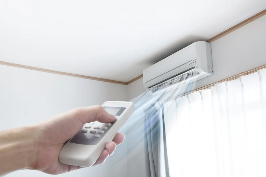 কখন এসি চালাবেন, কী দেখে কিনবেন, কোন বাতানুকূল যন্ত্র কেমন ঘরের জন্য উপযুক্ত, তা আগে থেকে জেনে নিলেই সব দিক সামলানো সম্ভব।