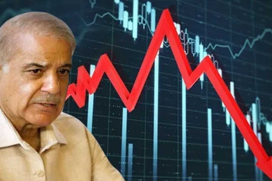 Economic crisis in Pakistan is turning the country into a zombie state.