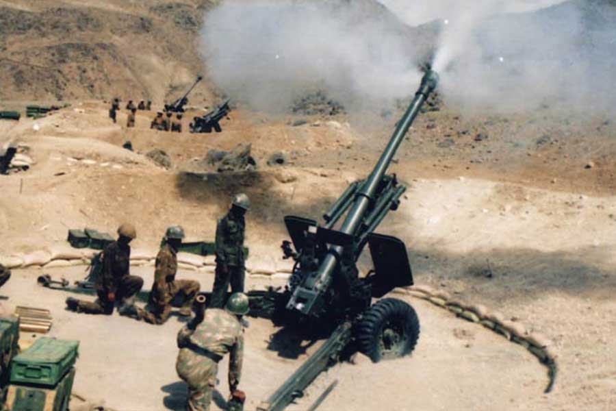 One teenager died by blasting unexploded bomb from 1999 Kargil War, 2 injured.