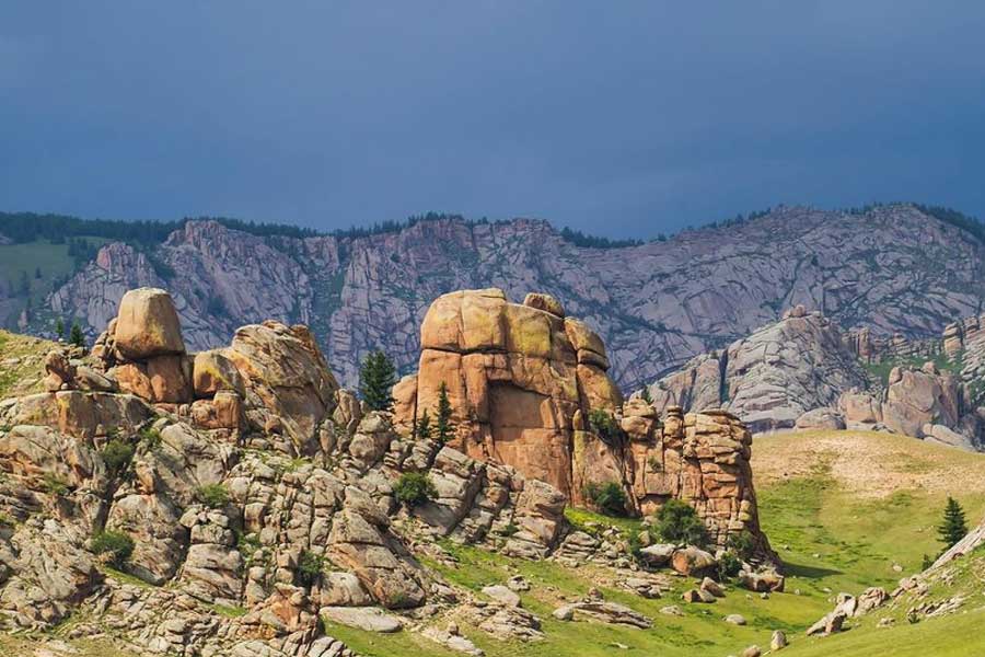 image of khenti mountain 