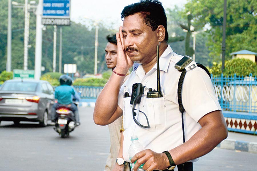 A Photograph of a Kolkata Traffic Police