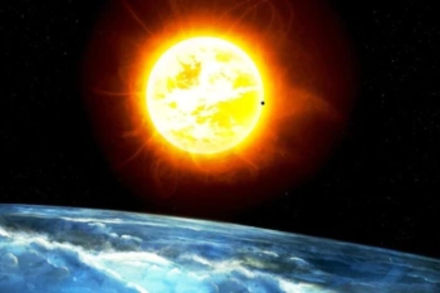 Major solar storm warning for earth