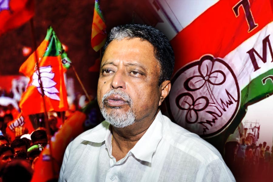 BJP and TMC making distance from Mukul Roy 