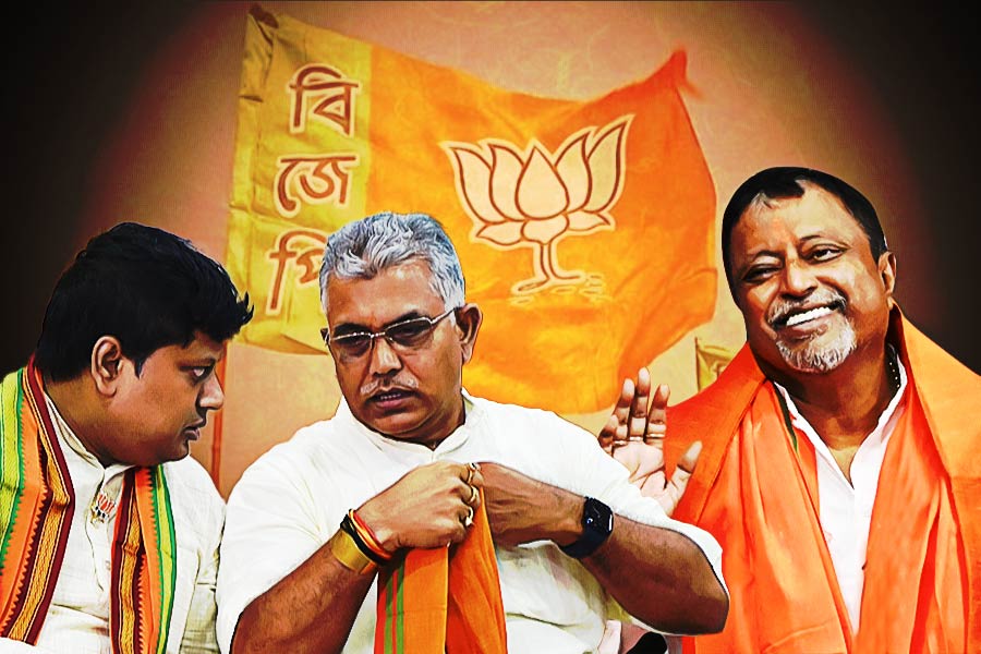 5 reasons why Why West Bengal BJP is not ready to accept TMC leader Mukul Roy.