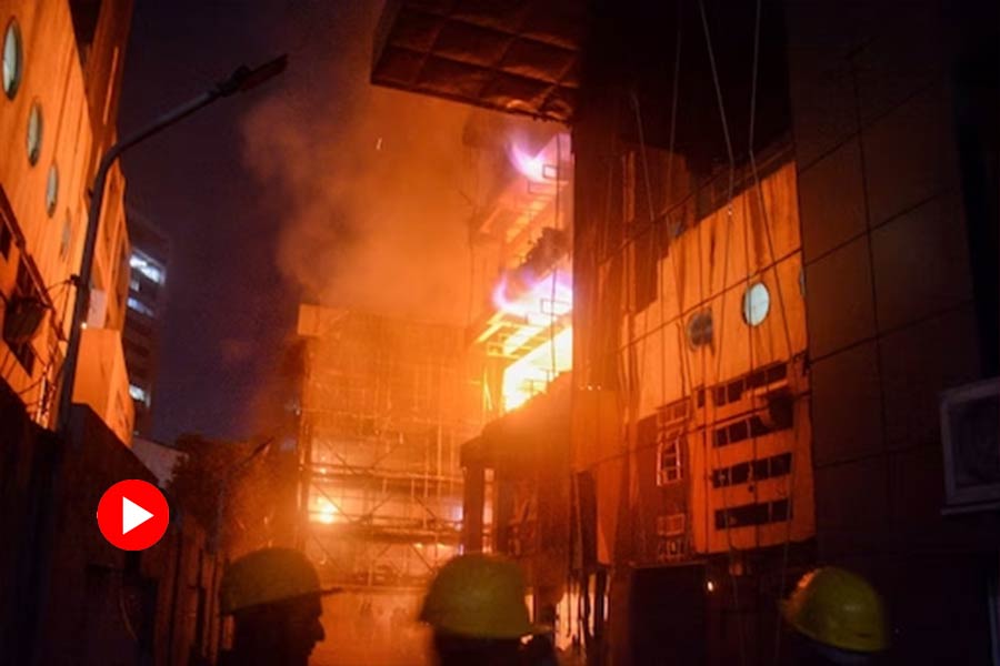 Video shows massive fire at Thane building.