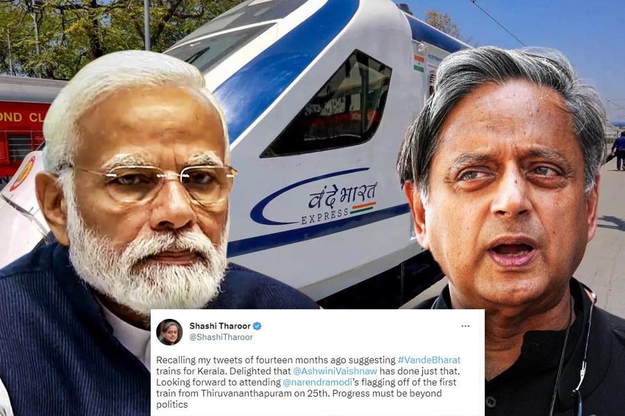 Congress MP Shashi Tharoor praises PM Narendra Modi as centre announces Vande Bharat Express for Kerala
