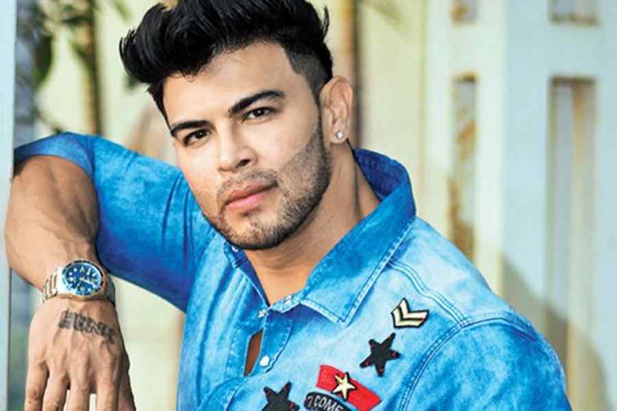 FIR filed against Style fame actor Sahil Khan accused of extortion and threatening a woman.