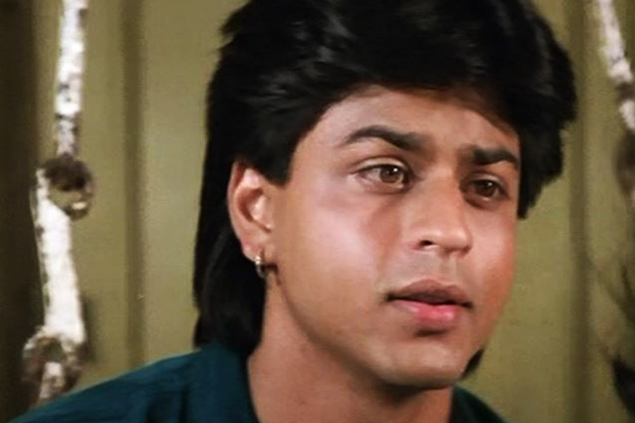 image of bollywood actor Shah Rukh Khan