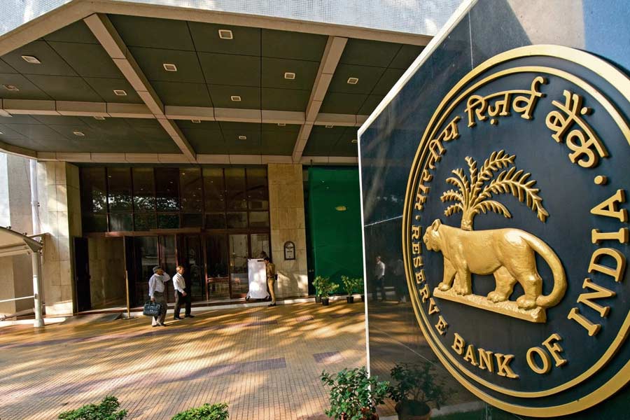 De-Dollarization may promote Indian Rupee for global trade.