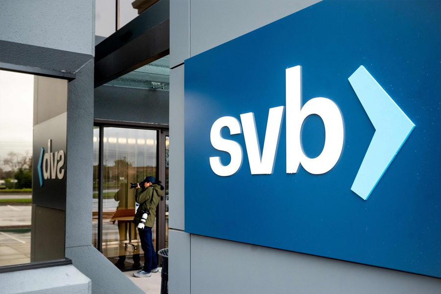 De-Dollarization may promote Indian Rupee for global trade.