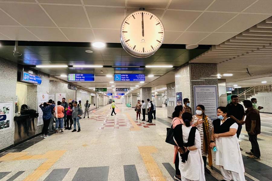 Experience of Metro rail journey under the river Ganga 