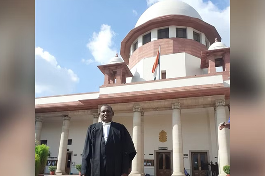 Visually challenged lawyer N Visakhamurthy clears Supreme Court Advocate-on-Record exam, first in India