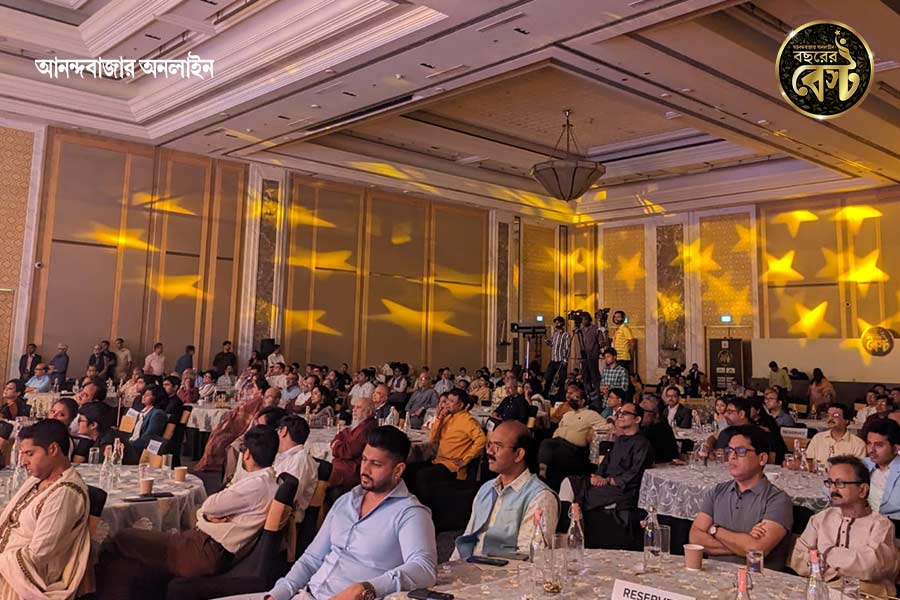 Bachhorer Best 2023: Welcome speech of the Chief Editor of Anandabazar Online Aveek Sarkar in the Award Ceremony event