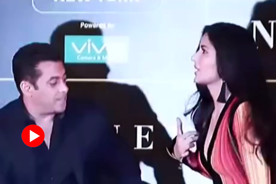 Salman Khan Asks Katrina Kaif to Fix Her Plunging Dress in Viral Video