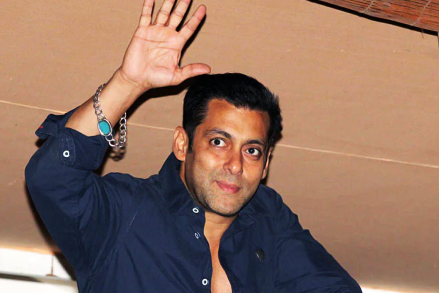 Salman Khan thanks fans supporting Kisi Ka Bhai Kisi Ki Jaan