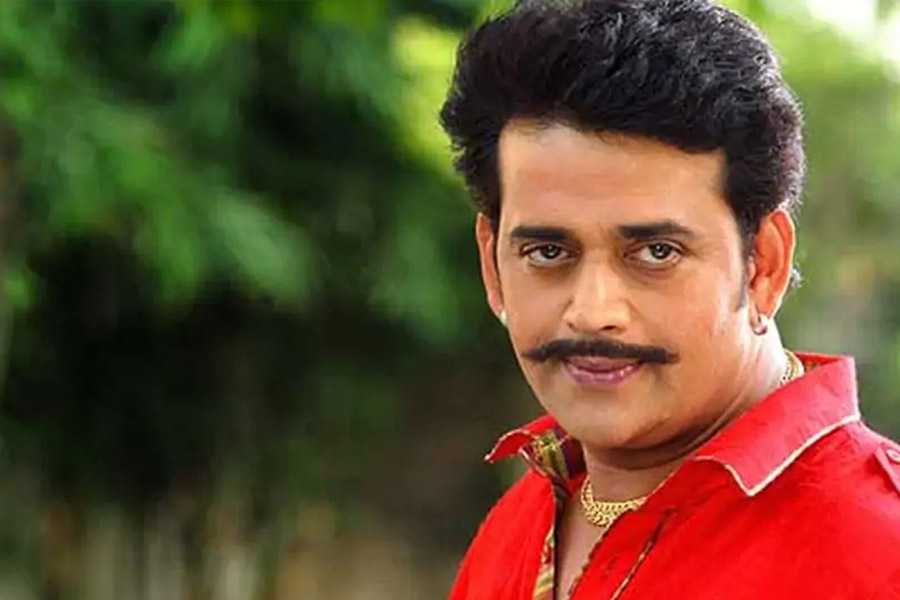 Ravi Kishan 