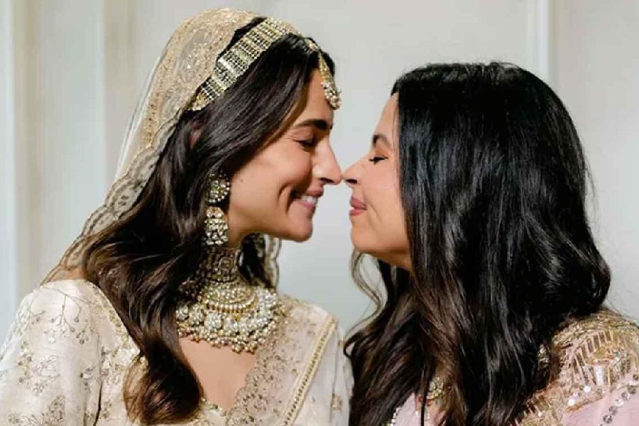 Actress Alia Bhatt reportedly buys apartment in Pali Hill worth rupees 38 crores, gifts two houses to sister Shaheen Bhatt.