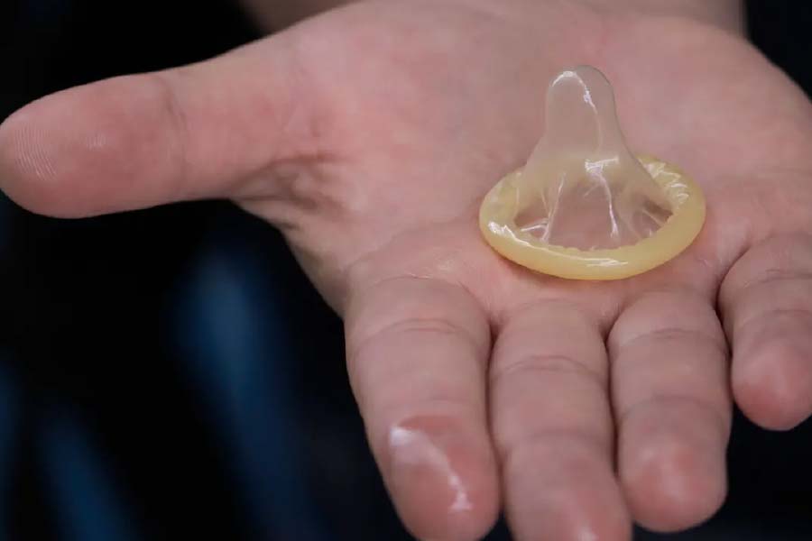 image of condom 