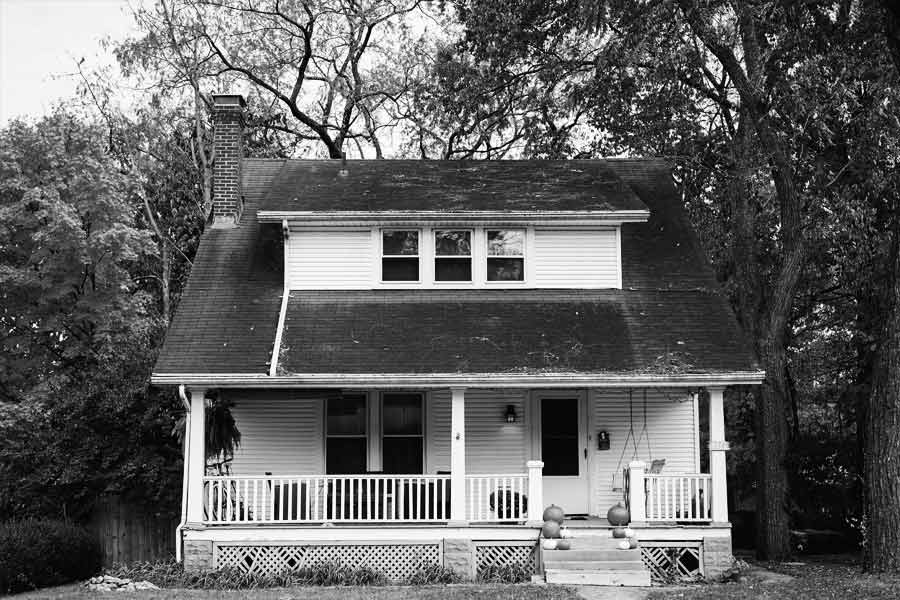 Blood flowing from the walls of house in Atlanta still remains mystery.
