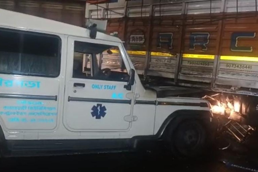 Ambulance got fire after clashed with truck in BT road