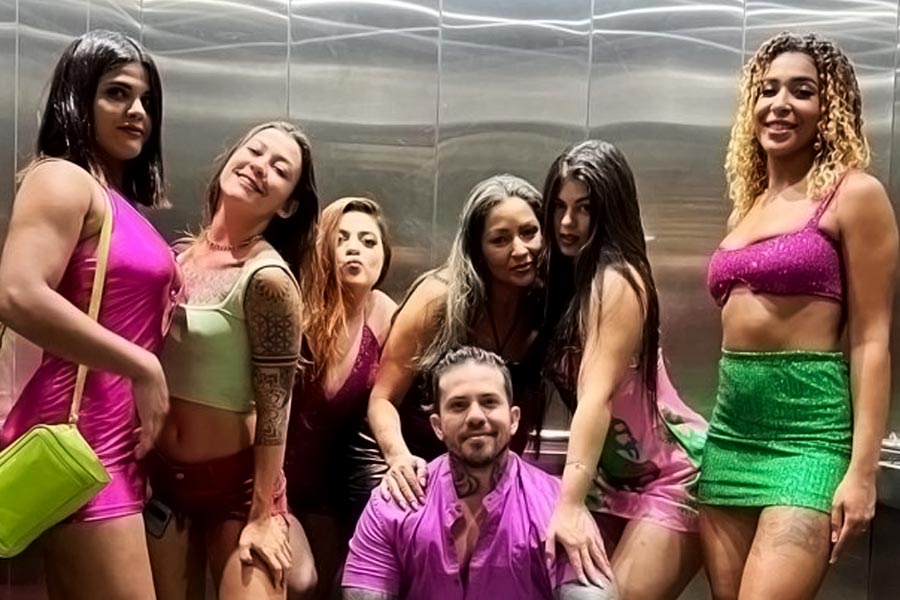 Brazil man made 20ft bed to sleep peacefully with his six wives.