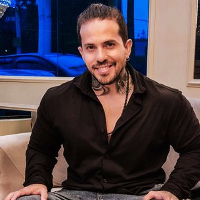 Brazil man made 20ft bed to sleep peacefully with his six wives.