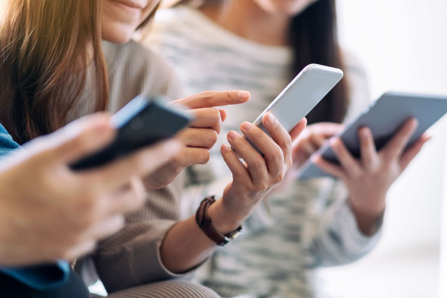 Successful television actress Jannat Zubair Rahmani earns 1.5 lakh per Instagram post.