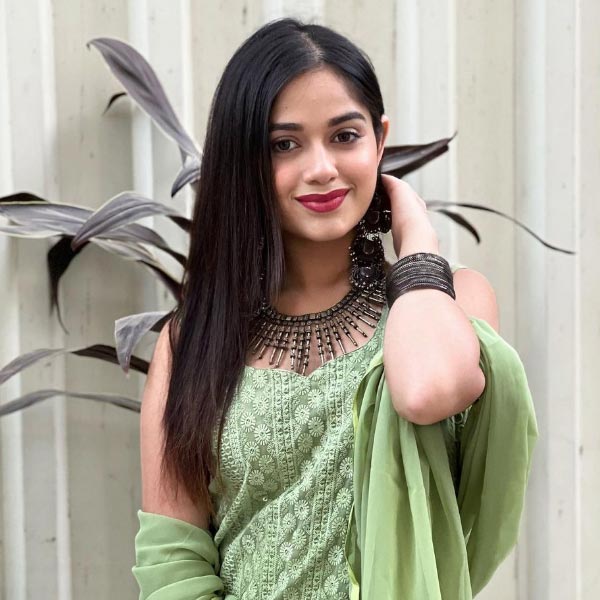 Successful television actress Jannat Zubair Rahmani earns 1.5 lakh per Instagram post.