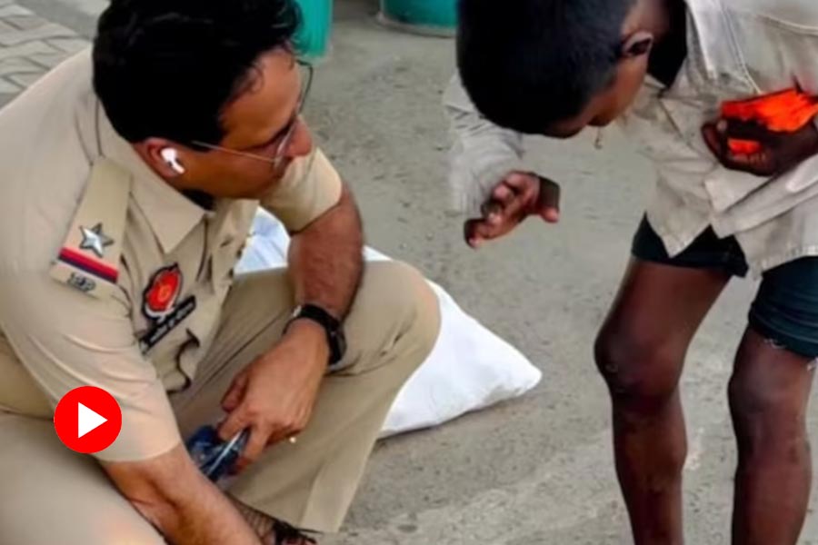 Video of policeman gifting homeless boy dress and slippers goes viral.