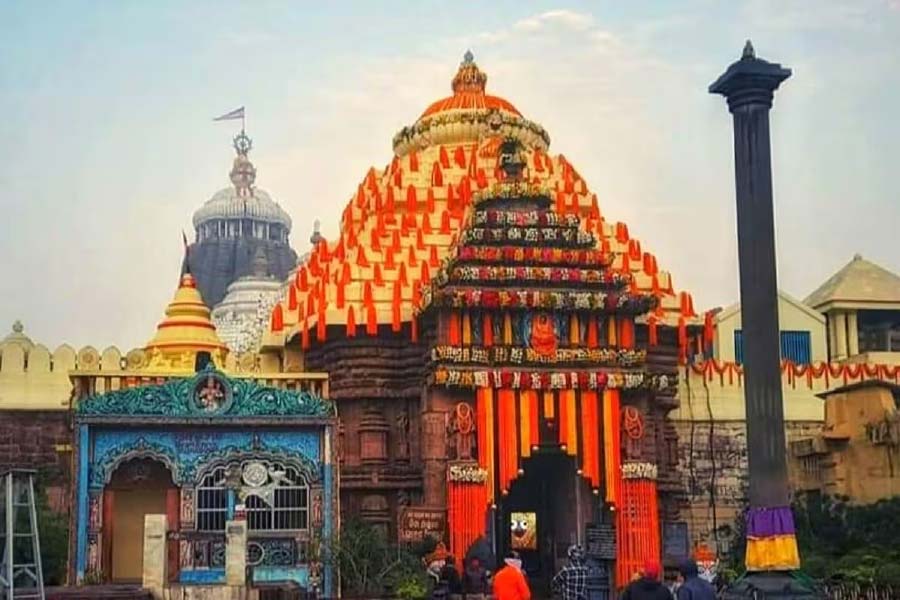  সংবাদমাধ্যম সূত্রে খবর, বিশ্বনাথের সম্পর্কে প্রতিবেদন প্রকাশ করেছে আমেরিকার একটি প্রথম সারির বাণিজ্য পত্রিকাও। ওই পত্রিকার প্রচ্ছদেও উঠে এসেছিলেন তিনি।